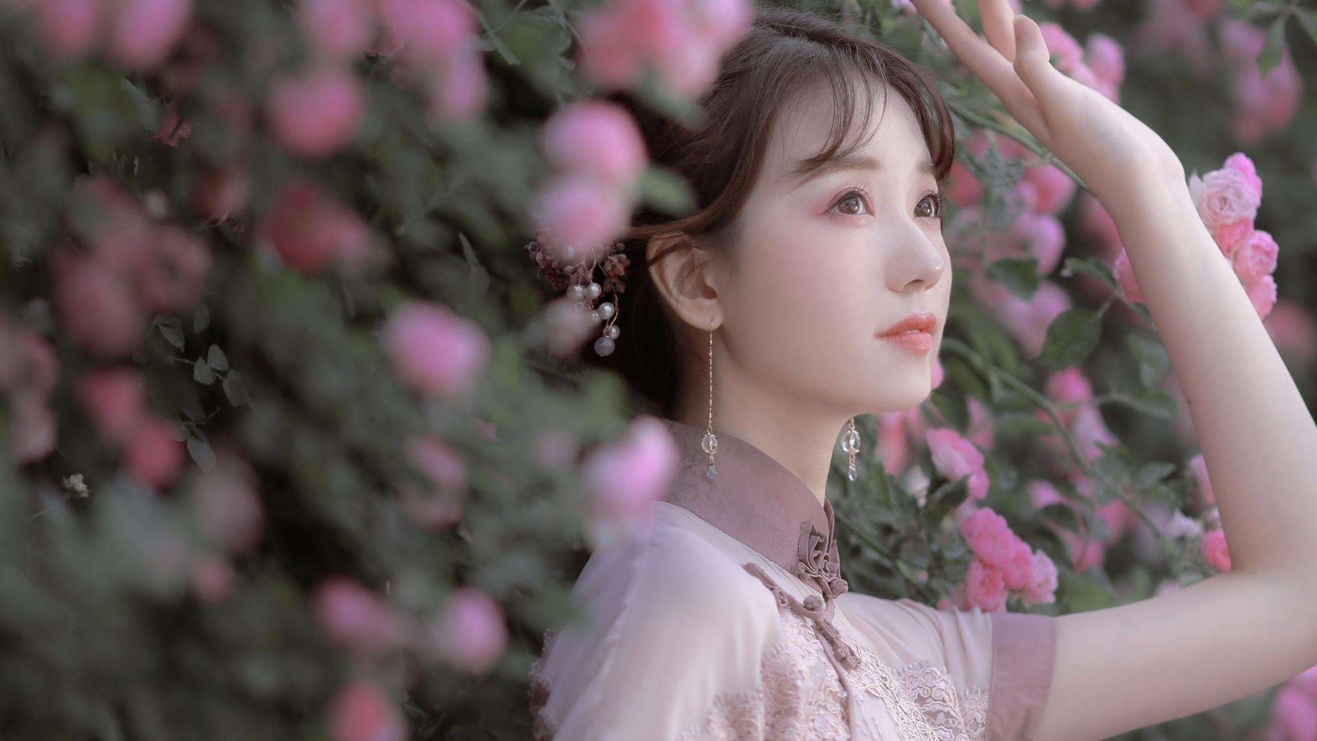 “基层青训高速推进，基层足球蹿升新高度”，青年基层锻炼