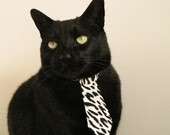 克罗地亚骑手奥利维亚·马尔顿·米哈尔迪内茨在2024年国际马术联合会世界障碍赛中获得第六名，展现出色表现。